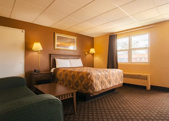 Queen Room