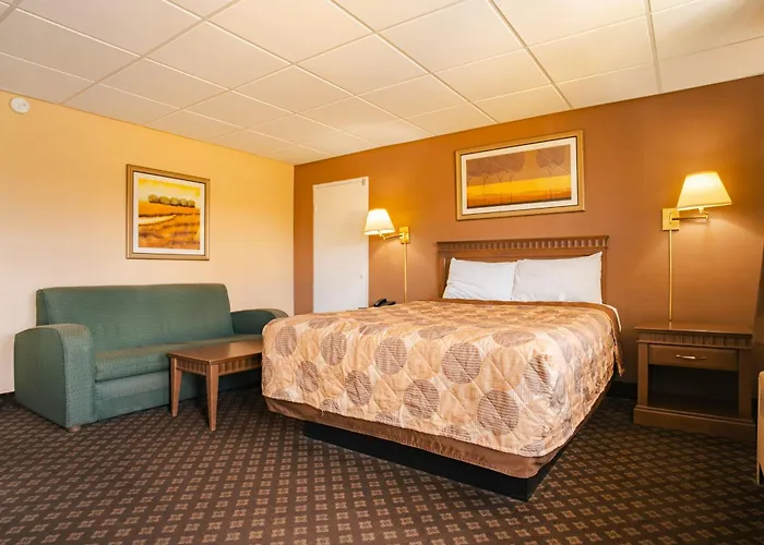 Queen Room